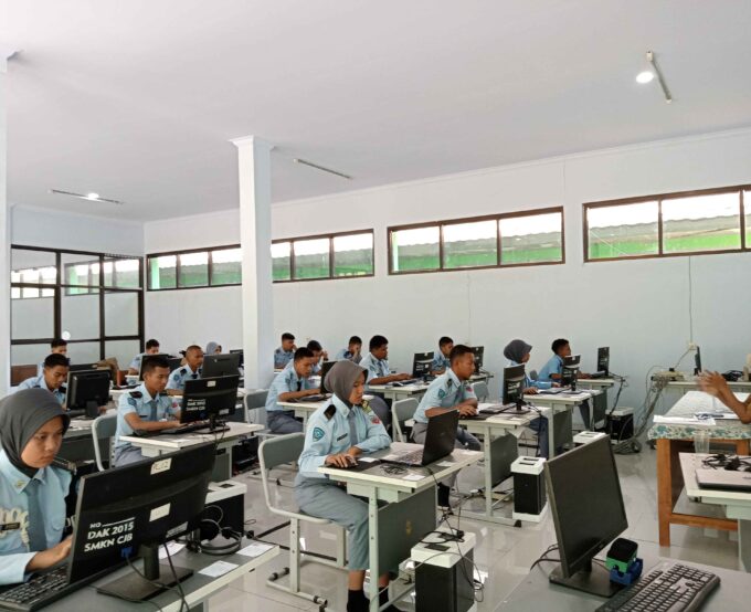 Mendalami Manfaat Pentingnya Website Sekolah